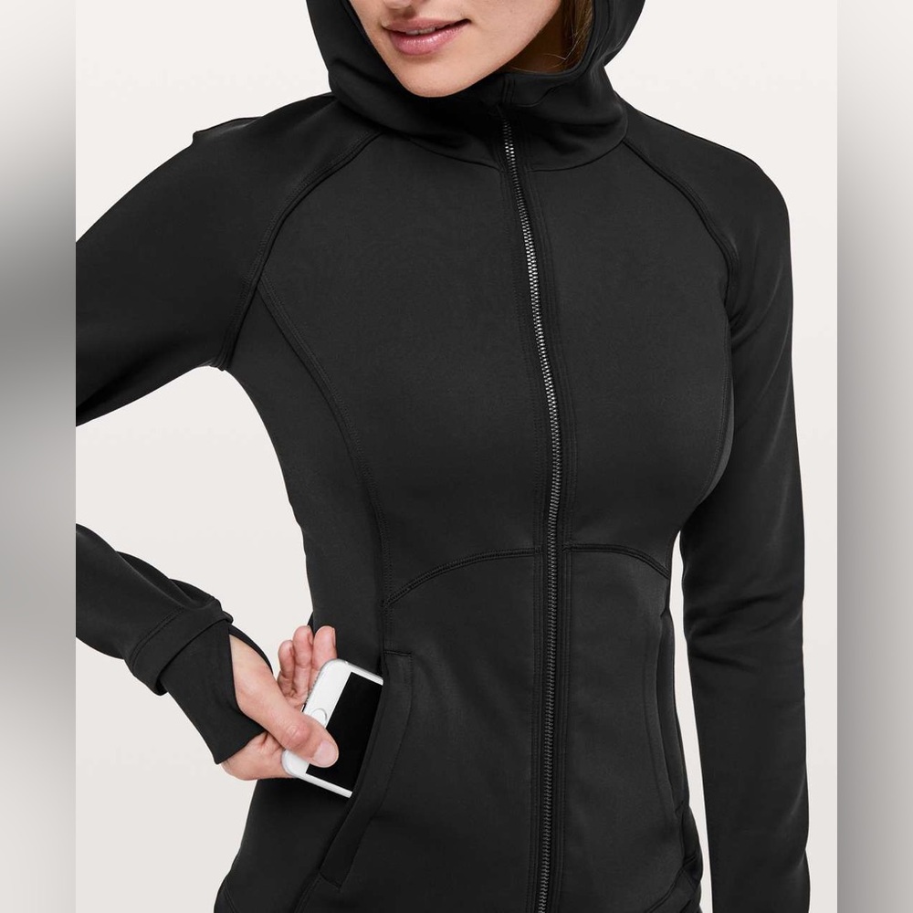 Lululemon Stopover Jacket - Picture 5 of 11